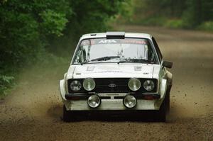 John Hill / Rebecca Ruston Ford Escort Mk II on SS8, Refuge II.