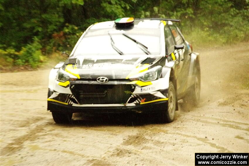 Enda McCormack / Liam McCormack Hyundai i20 R5 on SS9, Height O' Land I.