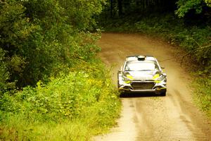 Enda McCormack / Liam McCormack Hyundai i20 R5 on SS11, Anchor-Mattson.