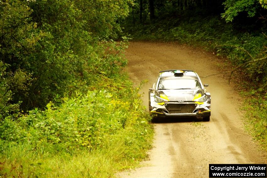 Enda McCormack / Liam McCormack Hyundai i20 R5 on SS11, Anchor-Mattson.