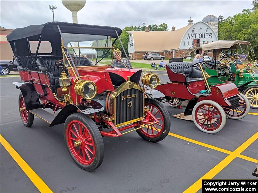 Jerry Kramer's 1908 Northern and Tim Wiggins' 1904 Ford