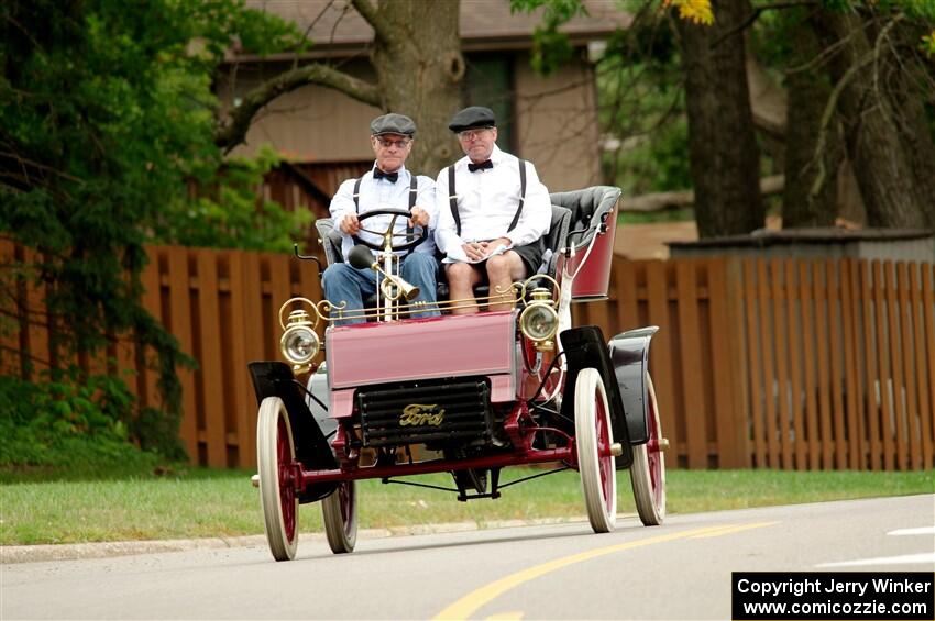 Rick Lindner's 1904 Ford