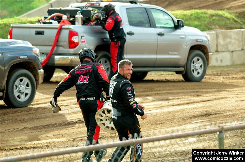 Steve Arpin walks away from his wrecked Hyundai i20.