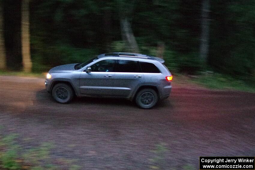 A Jeep Grand Cherokee sweeps SS3, Bob Lake S-N I.