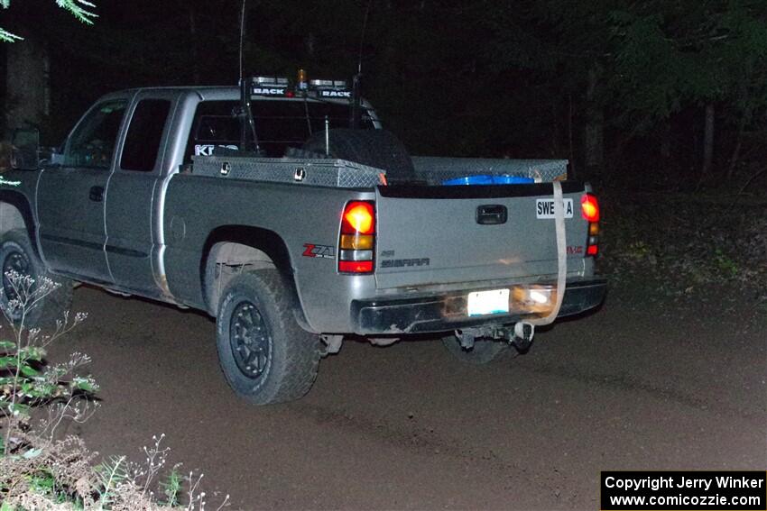 A GMC Sierra pickup sweeps SS7, Bob Lake S-N II.