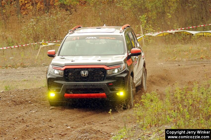 Chris Sladek / Gabriel Nieves Honda Passport on SS9, Silver-Arvon I.