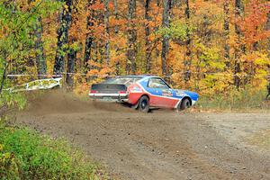 Tim O'Neil / Constantine Mantopoulos AMC AMX on SS9, Silver-Arvon I.