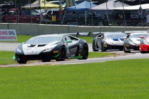 Richard Antinucci's Lamborghini Huracán LP 620-2 Super Trofeo leads the field.