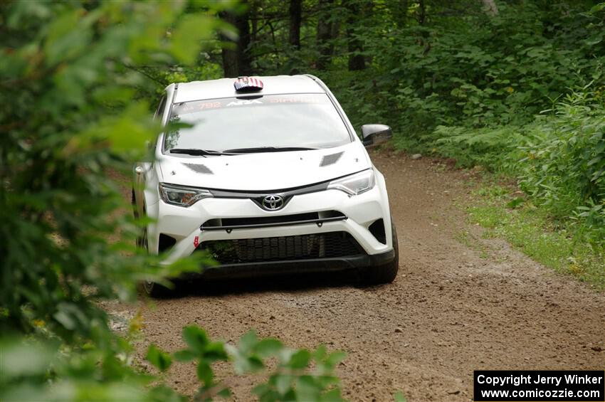 Alejandro Perusina / Andres Bautista Toyota RAV4 on SS1, Crossroads I.