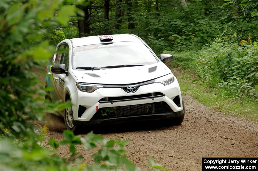 Alejandro Perusina / Andres Bautista Toyota RAV4 on SS1, Crossroads I.