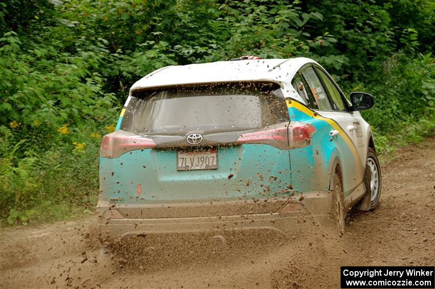 Alejandro Perusina / Andres Bautista Toyota RAV4 on SS1, Crossroads I.