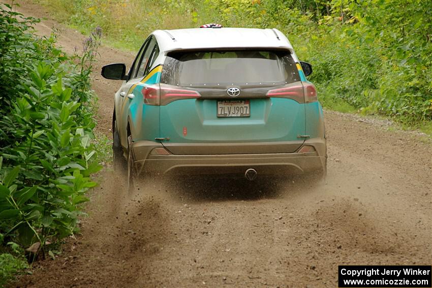 Alejandro Perusina / Andres Bautista Toyota RAV4 on SS1, Crossroads I.