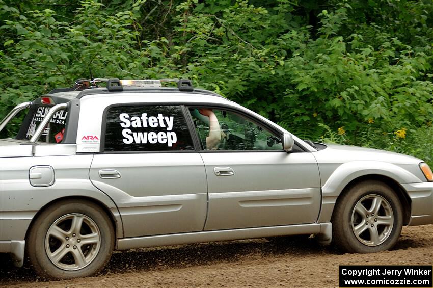 A Subaru Baja sweeps SS1, Crossroads I.