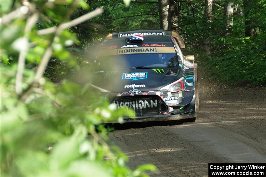 Ken Block / Alex Gelsomino Hyundai i20 WRC on SS5, Crossroads II.