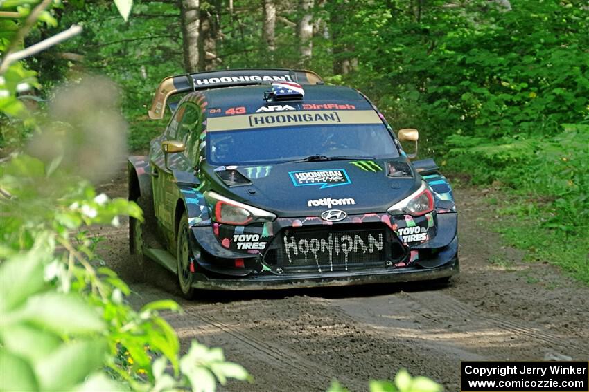 Ken Block / Alex Gelsomino Hyundai i20 WRC on SS5, Crossroads II.