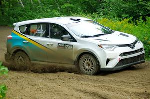 Alejandro Perusina / Andres Bautista Toyota RAV4 on SS5, Crossroads II.