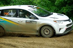 Alejandro Perusina / Andres Bautista Toyota RAV4 on SS5, Crossroads II.