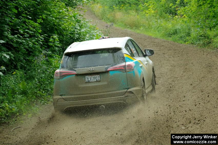 Alejandro Perusina / Andres Bautista Toyota RAV4 on SS5, Crossroads II.