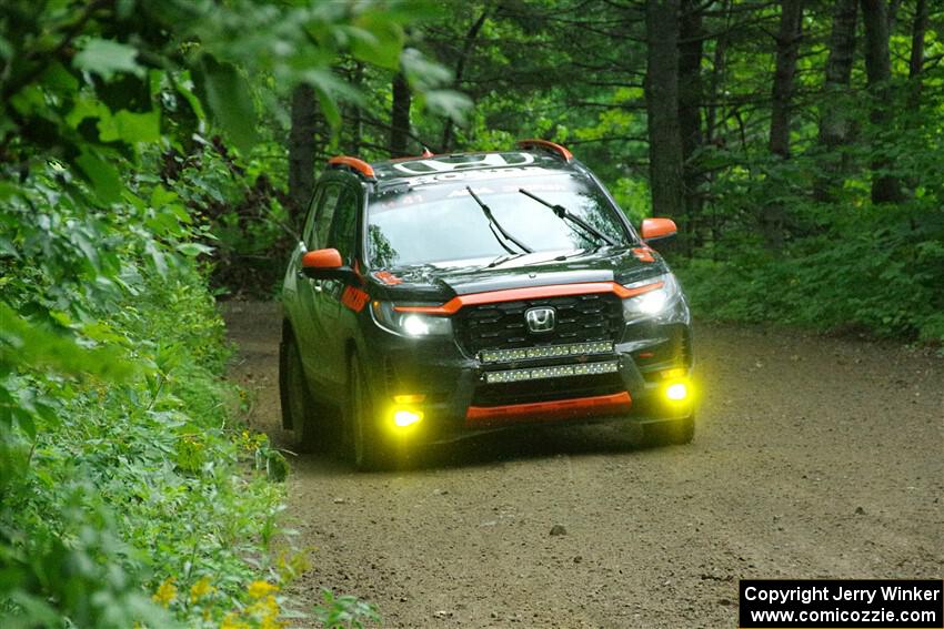 Chris Sladek / John Sharps Honda Passport on SS5, Crossroads II.