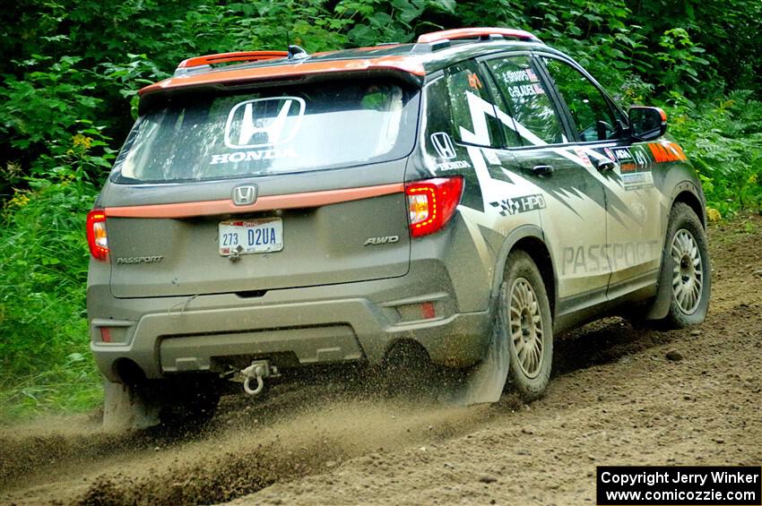 Chris Sladek / John Sharps Honda Passport on SS5, Crossroads II.