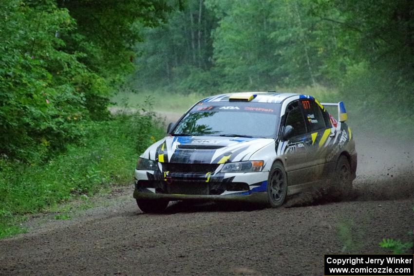 Klim Fedoff / Oscar Romero Mitsubishi Lancer Evo IX on SS8, Refuge II.