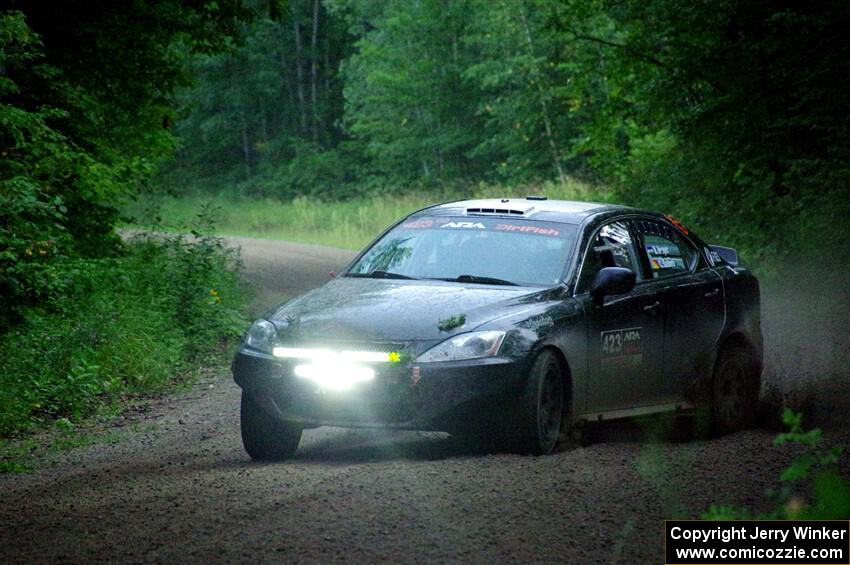 Michael Hooper / Claudia Barbera-Pullen Lexus IS350 on SS8, Refuge II.