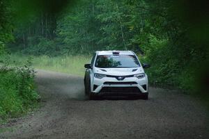 Alejandro Perusina / Andres Bautista Toyota RAV4 on SS8, Refuge II.