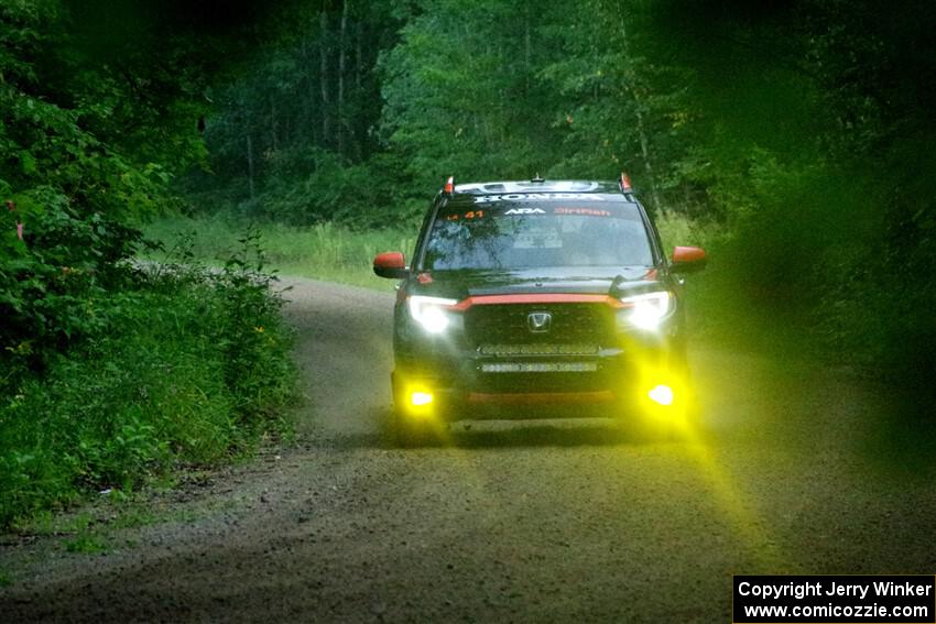 Chris Sladek / John Sharps Honda Passport on SS8, Refuge II.