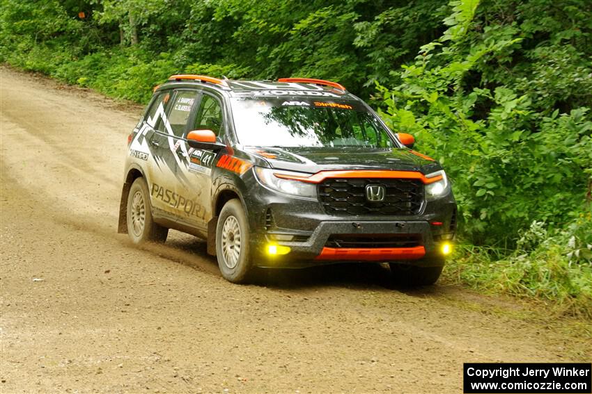 Chris Sladek / John Sharps Honda Passport on SS9, Height o' Land I.