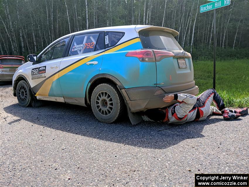 Alejandro Perusina / Andres Bautista Toyota RAV4 prior to the start of SS11, Anchor Hill NB.