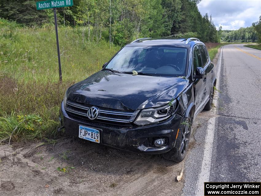 John Ruschmeyer had a small offroad excursion after exiting SS11, Anchor Hill NB.