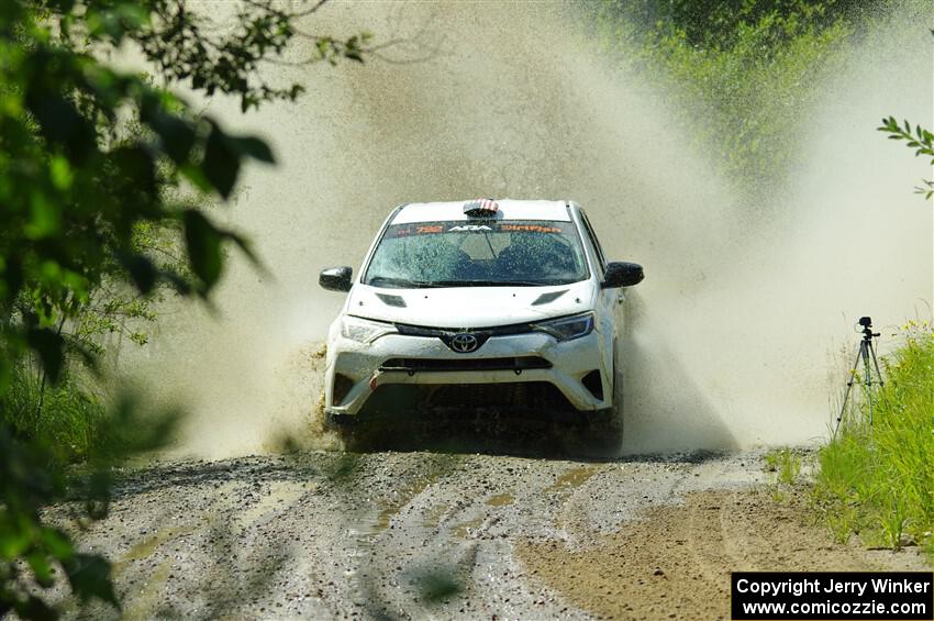 Alejandro Perusina / Andres Bautista Toyota RAV4 on SS12, Height o' Land II.