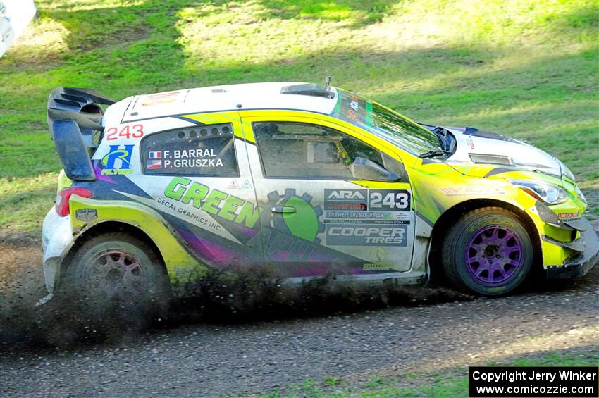 Patrick Gruszka / Florian Barral Mitsubishi Mirage RS on SS14, Soo Pass East I.