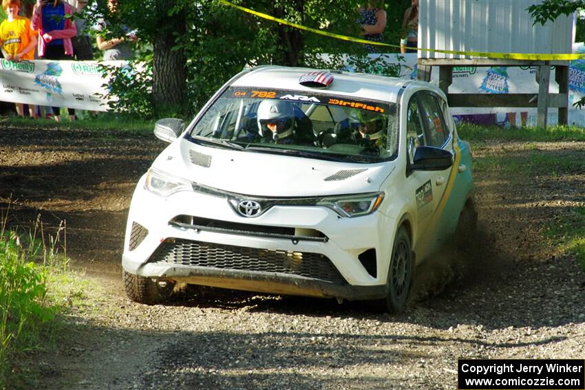 Alejandro Perusina / Andres Bautista Toyota RAV4 on SS14, Soo Pass East I.