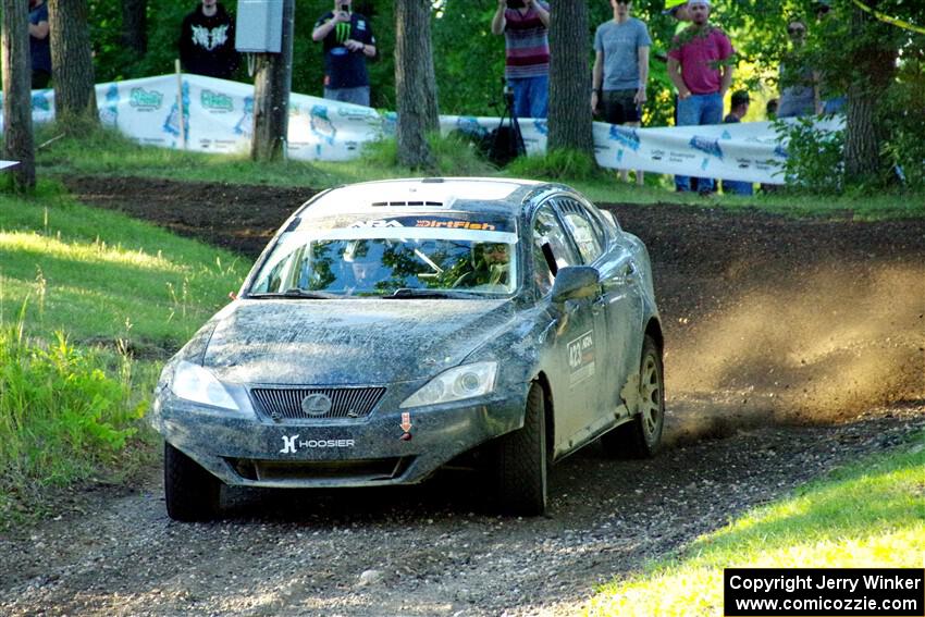 Michael Hooper / Claudia Barbera-Pullen Lexus IS350 on SS16, Soo Pass East II.