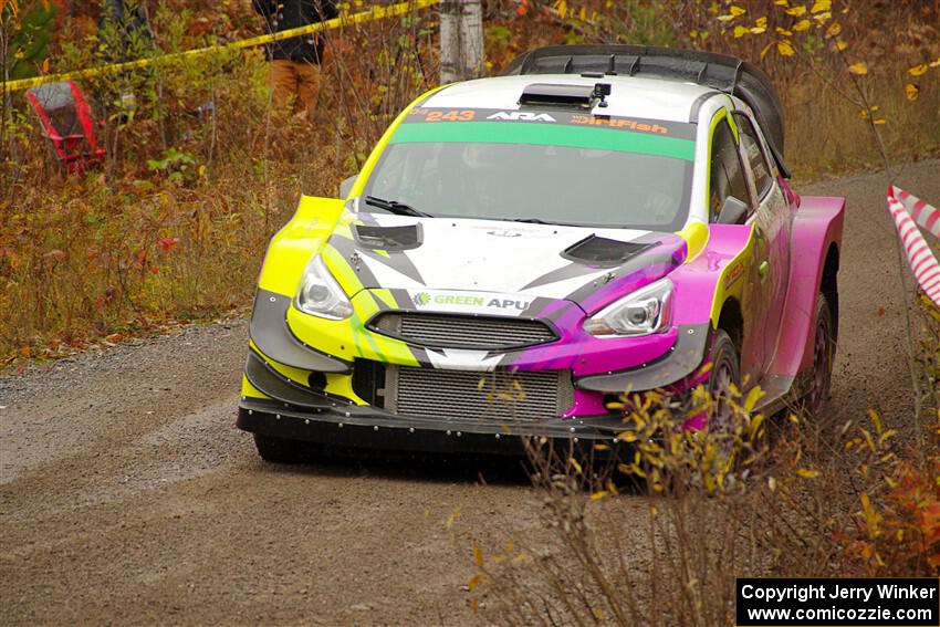 Patrick Gruszka / Florian Barral Mitsubishi Mirage RS on SS1, Passmore North I.