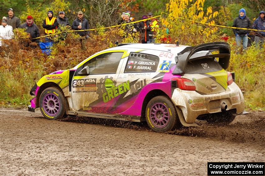 Patrick Gruszka / Florian Barral Mitsubishi Mirage RS on SS1, Passmore North I.