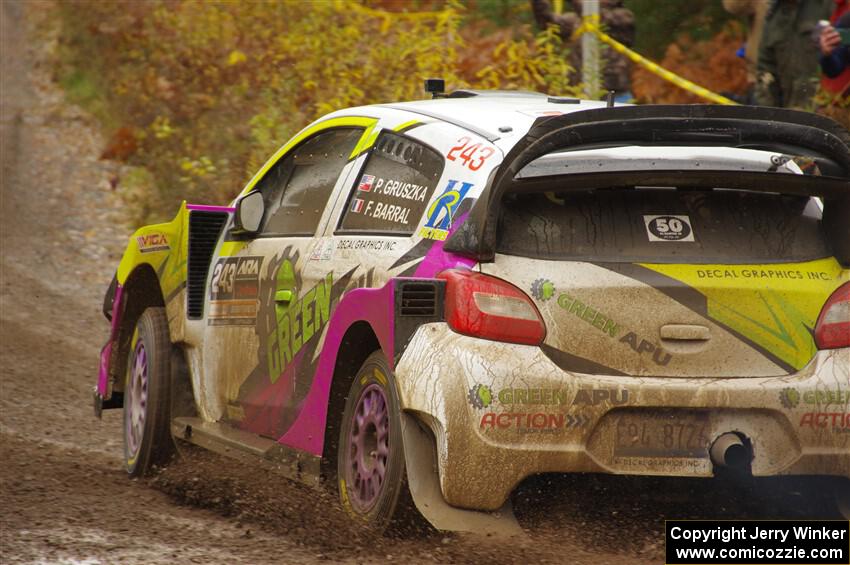 Patrick Gruszka / Florian Barral Mitsubishi Mirage RS on SS1, Passmore North I.