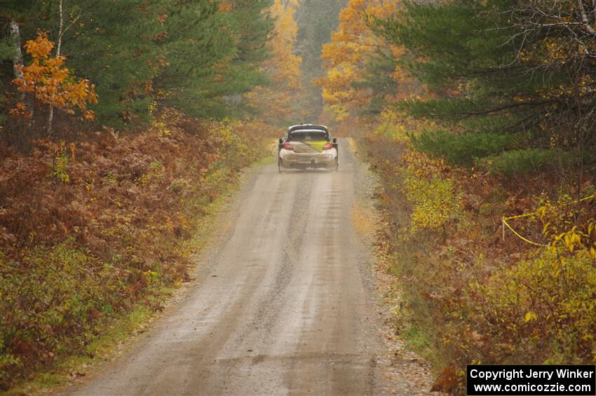 Patrick Gruszka / Florian Barral Mitsubishi Mirage RS on SS1, Passmore North I.