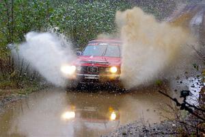 Levi Johnson / Griffin Johnson BMW 325e on SS9, Nestoria-Herman.