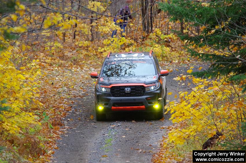 Chris Sladek / John Sharps Honda Passport on SS12, Trouble I.