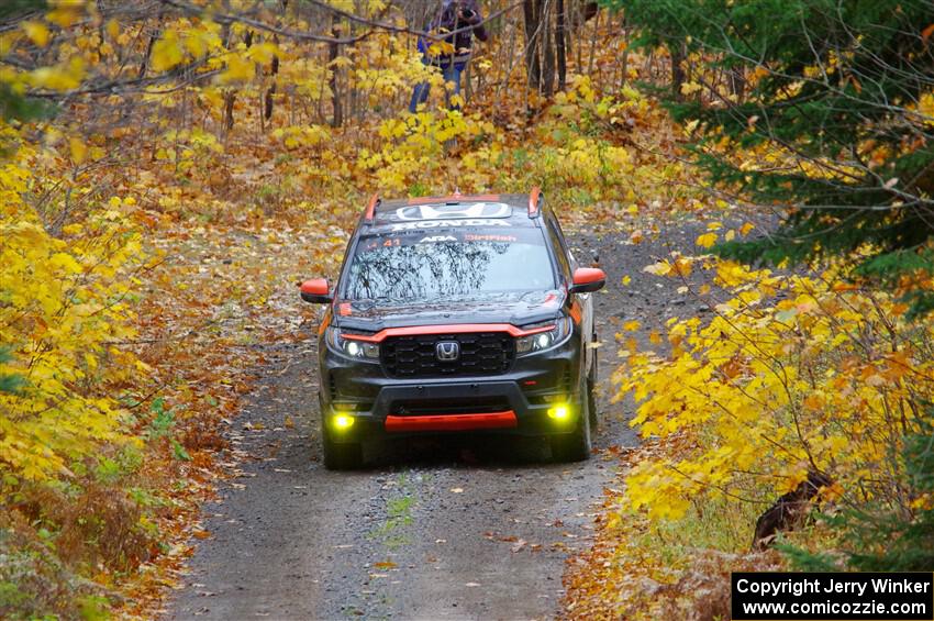 Chris Sladek / John Sharps Honda Passport on SS12, Trouble I.