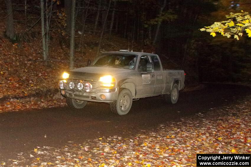 A GMC Sierra pickup sweeps SS15, Mount Marquette.