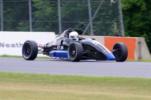 Brandon Lavender's Van Diemen RF95