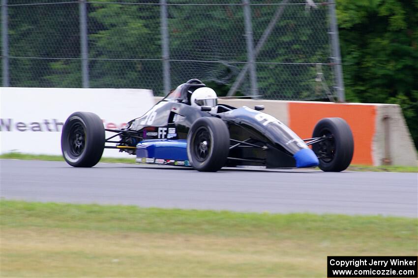 Brandon Lavender's Van Diemen RF95