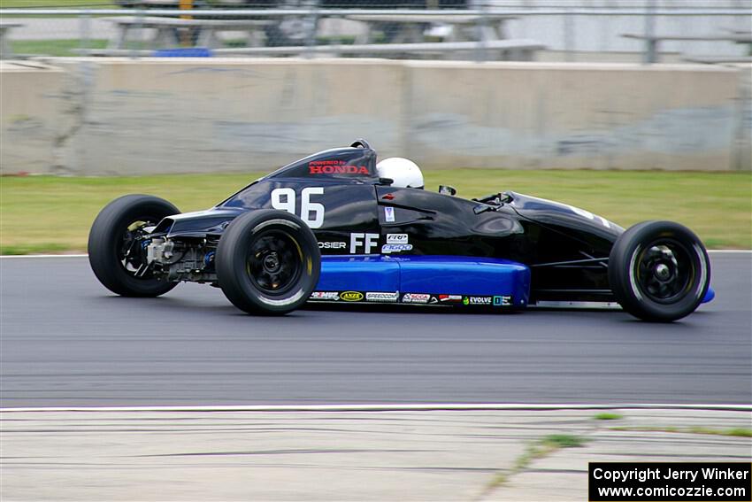 Brandon Lavender's Van Diemen RF95