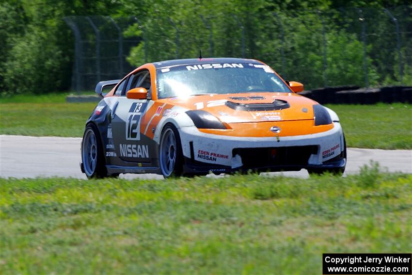 Patrick Price's T3 Nissan 350Z