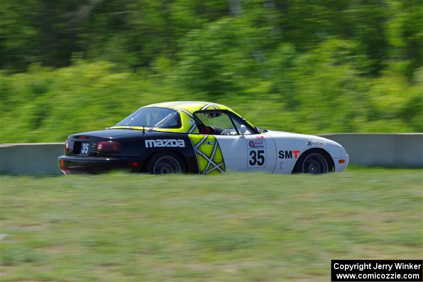 Dan Corgard's Spec Miata Mazda Miata