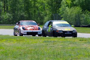 Mark Utecht's ITE-2 Honda Civic and Derek Chan's T3 Nissan 350Z