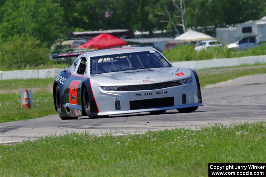 Justin Elder's GT-2 Chevy Camaro